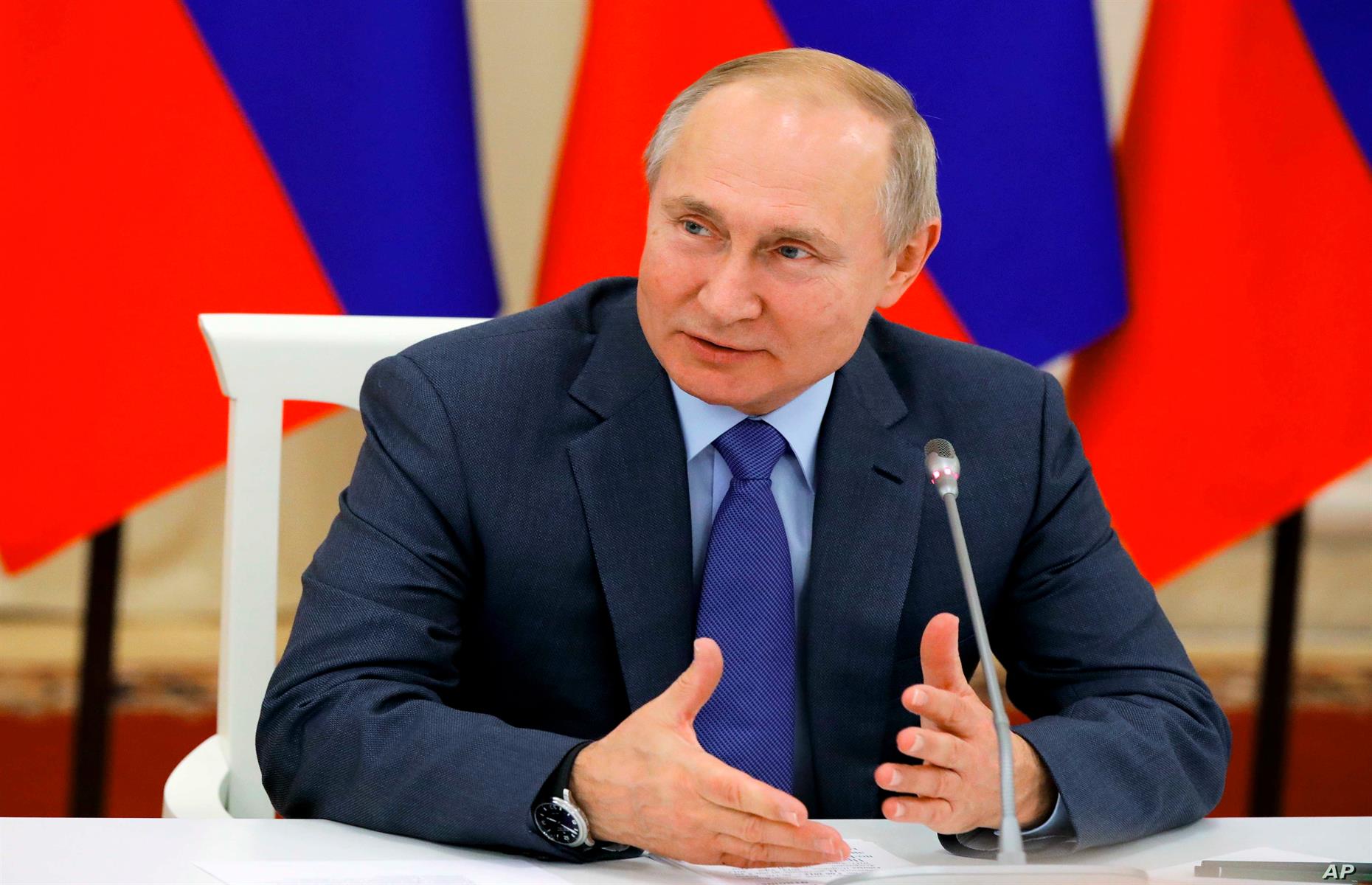 Vladimir Putin – $200 billion